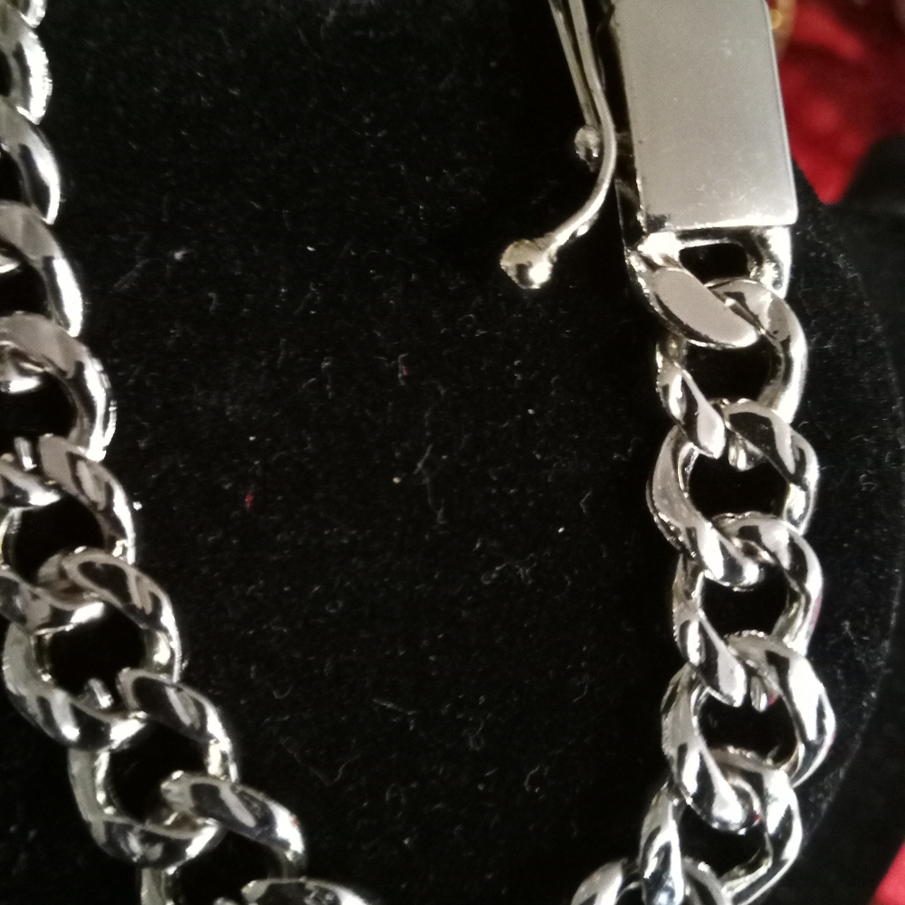 Man's bracelet